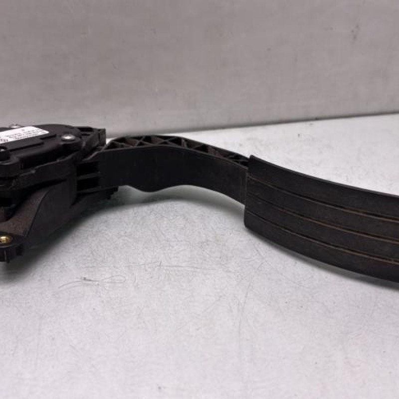 Pedale d'accelerateur DACIA LOGAN MCV 2 Photo n°1