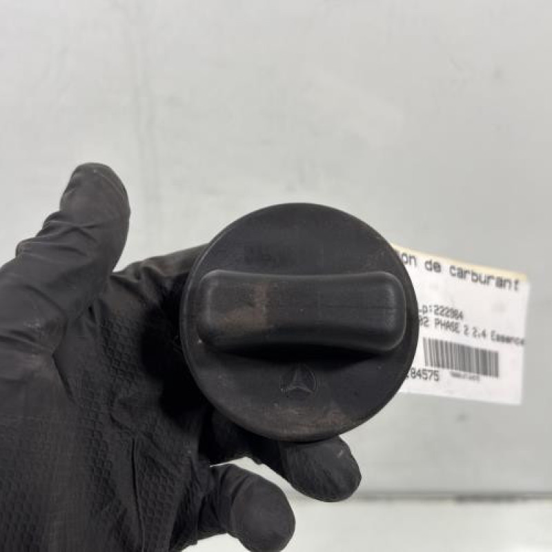 Bouchon de carburant MERCEDES CLASSE C 202 Photo n°1