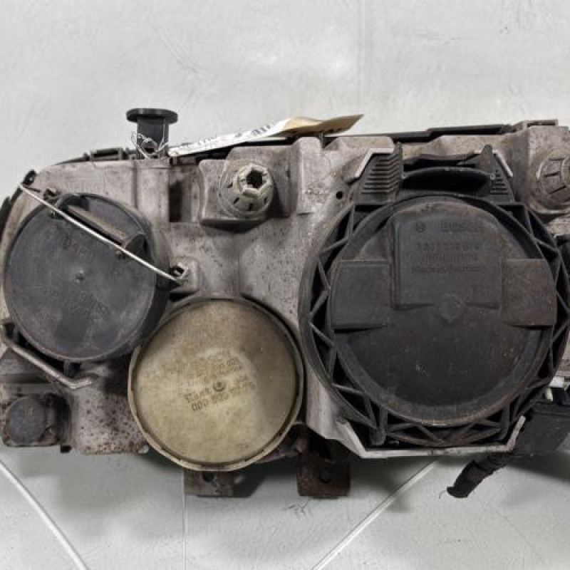 Optique avant principal droit (feux)(phare) MERCEDES CLASSE C 202 Photo n°4