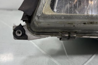 Optique avant principal gauche (feux)(phare) MERCEDES CLASSE C 202