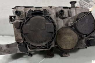 Optique avant principal gauche (feux)(phare) MERCEDES CLASSE C 202