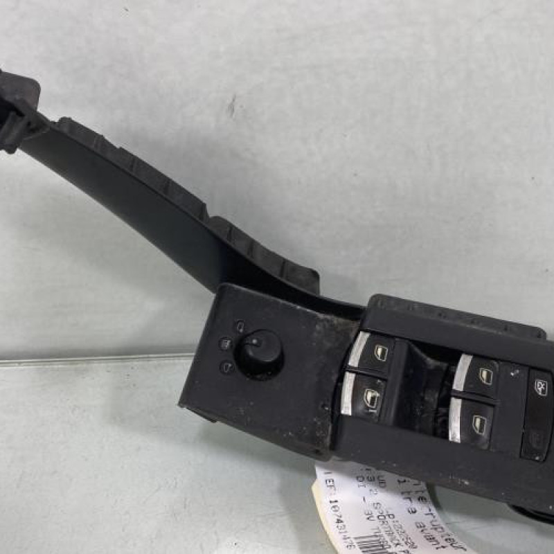 Interrupteur de leve vitre avant gauche AUDI A3 2 Photo n°1