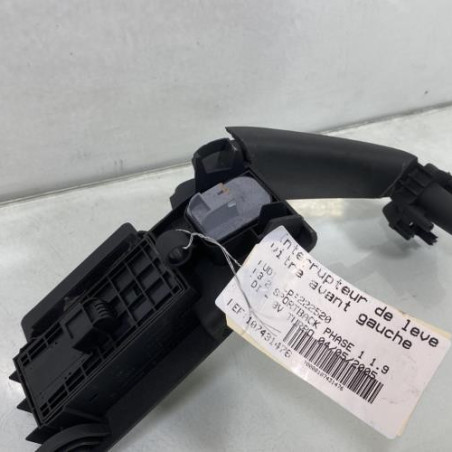 Interrupteur de leve vitre avant gauche AUDI A3 2