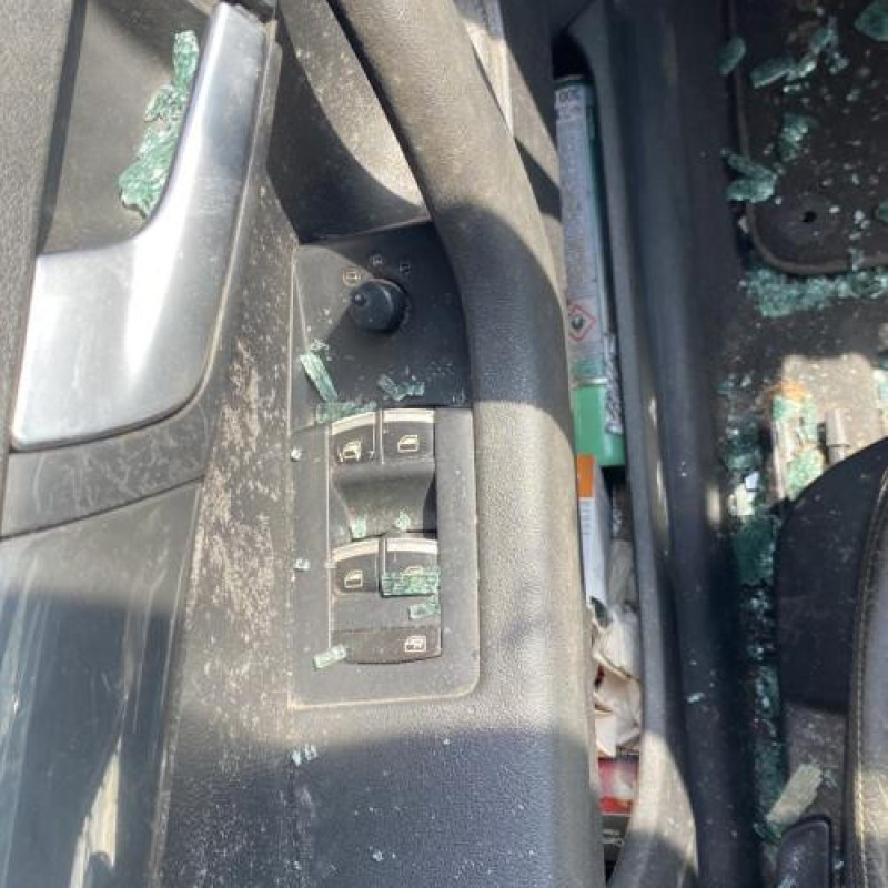 Interrupteur de leve vitre avant gauche AUDI A3 2 Photo n°13