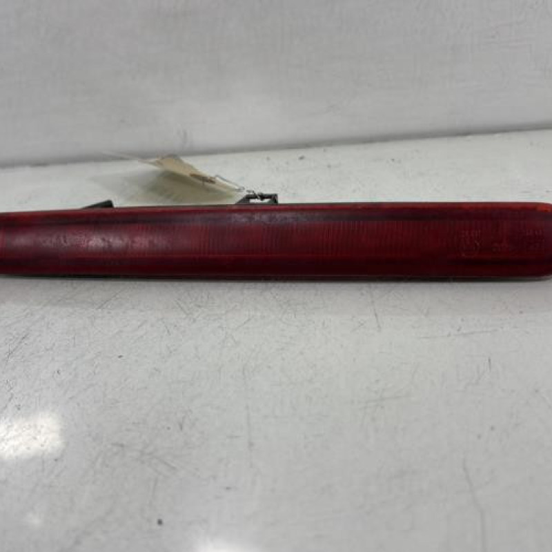 Feu arriere stop central LANCIA YPSILON 4 Photo n°3