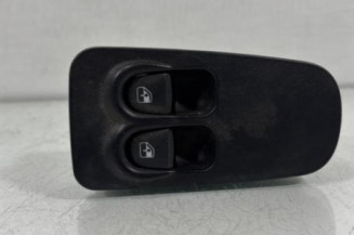 Interrupteur de leve vitre avant gauche LANCIA YPSILON 4 Photo n°1