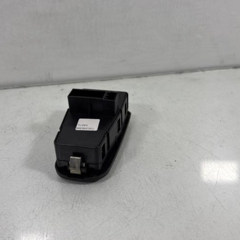 Interrupteur de leve vitre avant gauche LANCIA YPSILON 4 Photo n°3