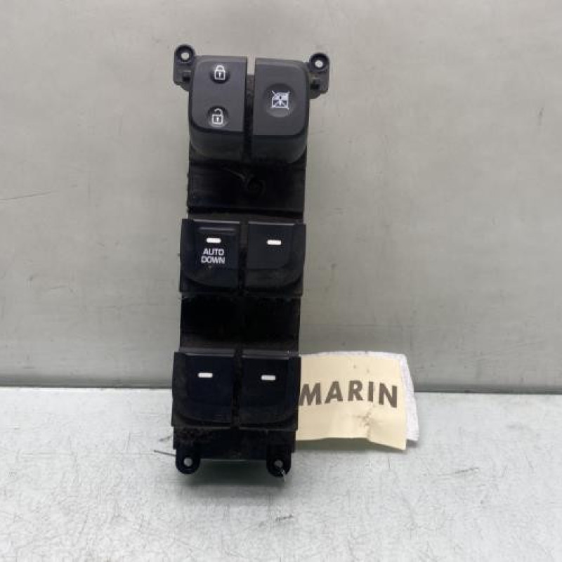 Interrupteur de leve vitre avant gauche HYUNDAI I 10 2 Photo n°1