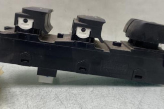 Interrupteur de leve vitre avant gauche HYUNDAI I 10 2