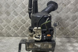 Pompe de direction PEUGEOT PARTNER 2 Photo n°1