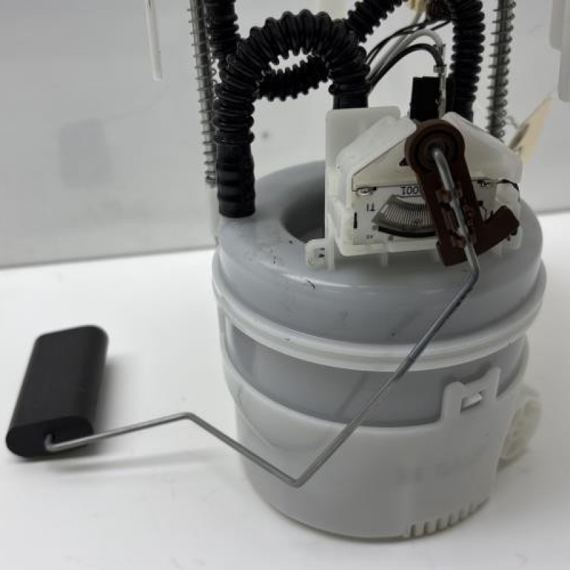 Pompe à carburant PEUGEOT 208 2 Photo n°2