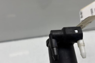 Pompe lave glace avant PEUGEOT 208 2