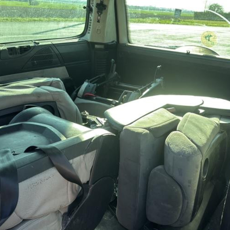 Boitier air bag PEUGEOT 807 Photo n°15