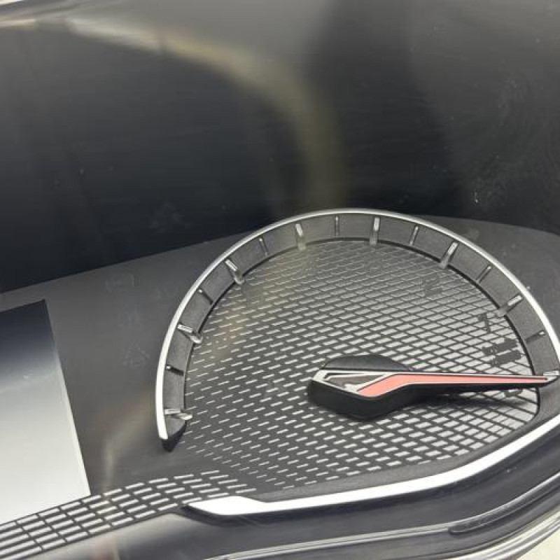 Compteur PEUGEOT 208 2 Photo n°3