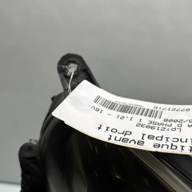 Optique avant principal droit (feux)(phare) OPEL CORSA D Photo n°6