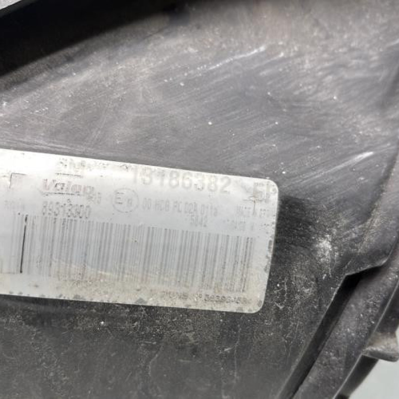 Optique avant principal droit (feux)(phare) OPEL CORSA D Photo n°10