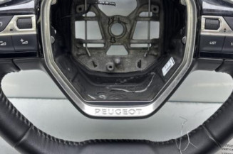 Volant PEUGEOT 208 2