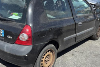 Feu arriere stop central RENAULT CLIO 2