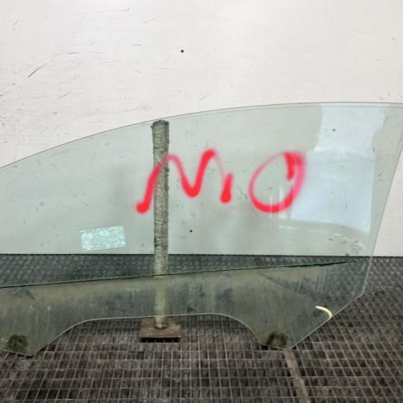 Vitre avant droit FORD FIESTA 6 Photo n°4