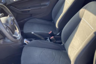 Vitre avant droit FORD FIESTA 6