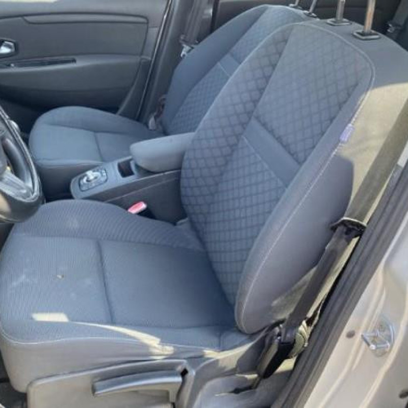 Moteur RENAULT GRAND SCENIC 3 Photo n°17