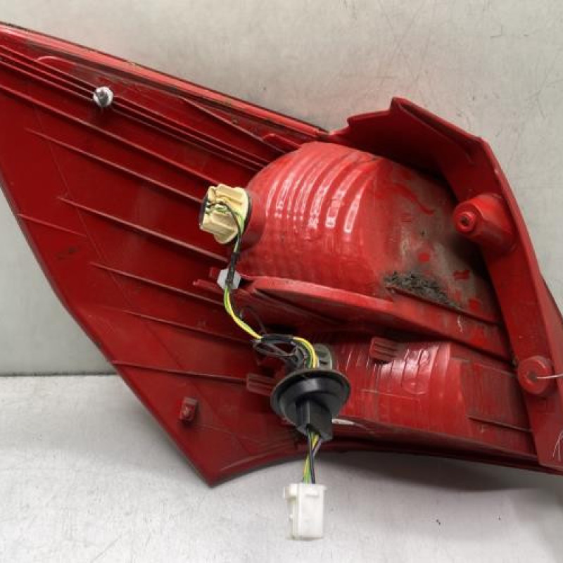 Feu arriere principal droit (feux) KIA VENGA Photo n°2