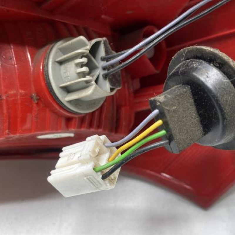 Feu arriere principal gauche (feux) KIA VENGA Photo n°5