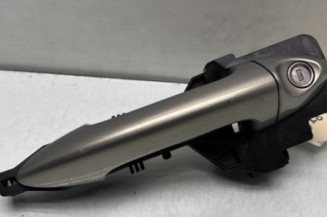 Poignee porte avant gauche KIA VENGA Photo n°1