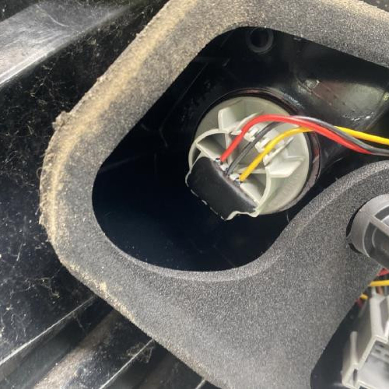 Feu arriere principal droit (feux) FORD FIESTA 6 Photo n°3