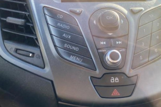 Custode avant droit FORD FIESTA 6