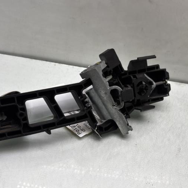 Poignee porte avant droit FORD FIESTA 6 Photo n°2