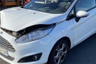 Poignee porte avant droit FORD FIESTA 6