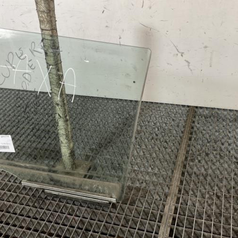 Vitre arriere gauche SUZUKI SWIFT 4 Photo n°3