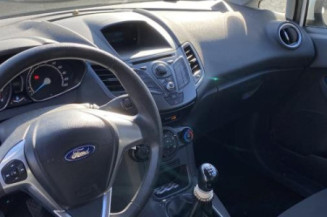 Poignee porte avant droit FORD FIESTA 6