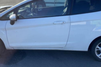 Retroviseur droit FORD FIESTA 6