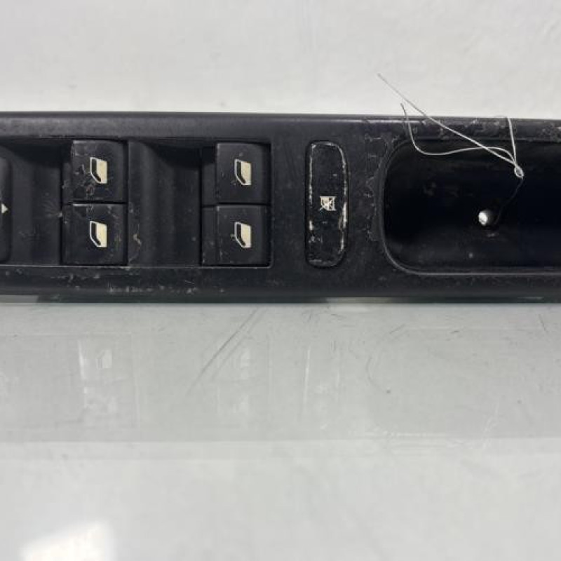 Interrupteur de leve vitre avant gauche PEUGEOT 307 Photo n°1