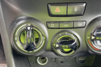 Autoradio d'origine PEUGEOT 208 1