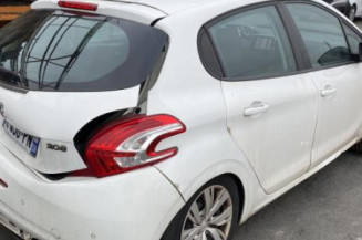 Interrupteur de leve vitre avant gauche PEUGEOT 208 1