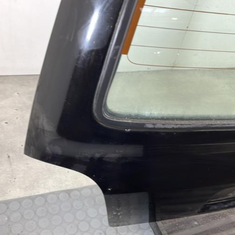 Malle/Hayon arriere RENAULT TWINGO 1 Photo n°7