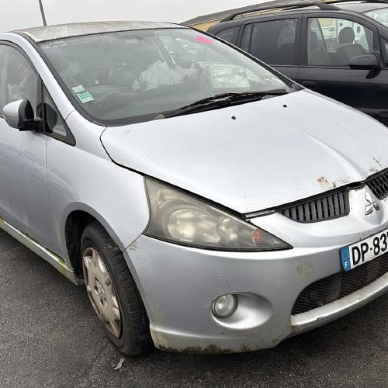 Optique avant principal droit (feux)(phare) MITSUBISHI GRANDIS Photo n°6