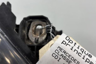 Optique avant principal droit (feux)(phare) MERCEDES CLASSE B 245