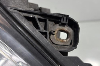 Optique avant principal gauche (feux)(phare) MERCEDES CLASSE B 245