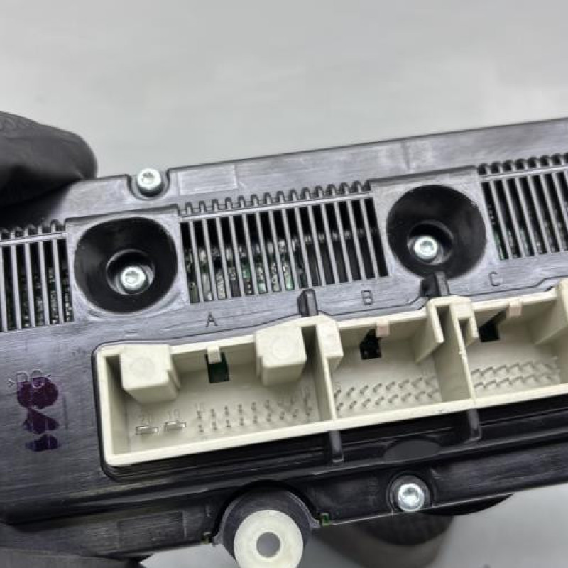 Commande chauffage VOLKSWAGEN PASSAT 5 Photo n°3