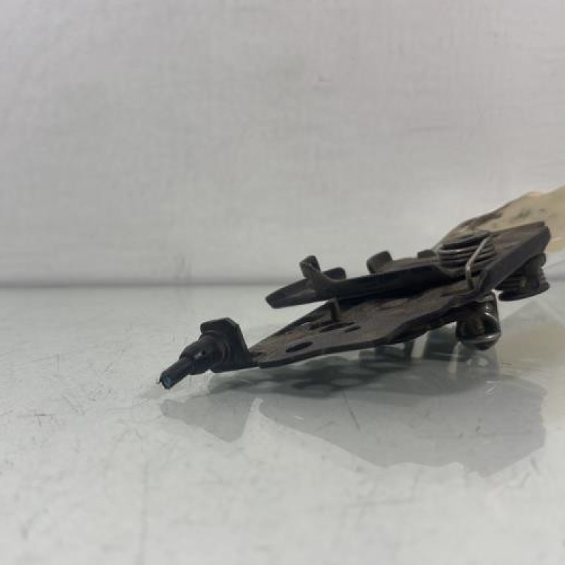 Fermeture de capot FORD TRANSIT 5 Photo n°1