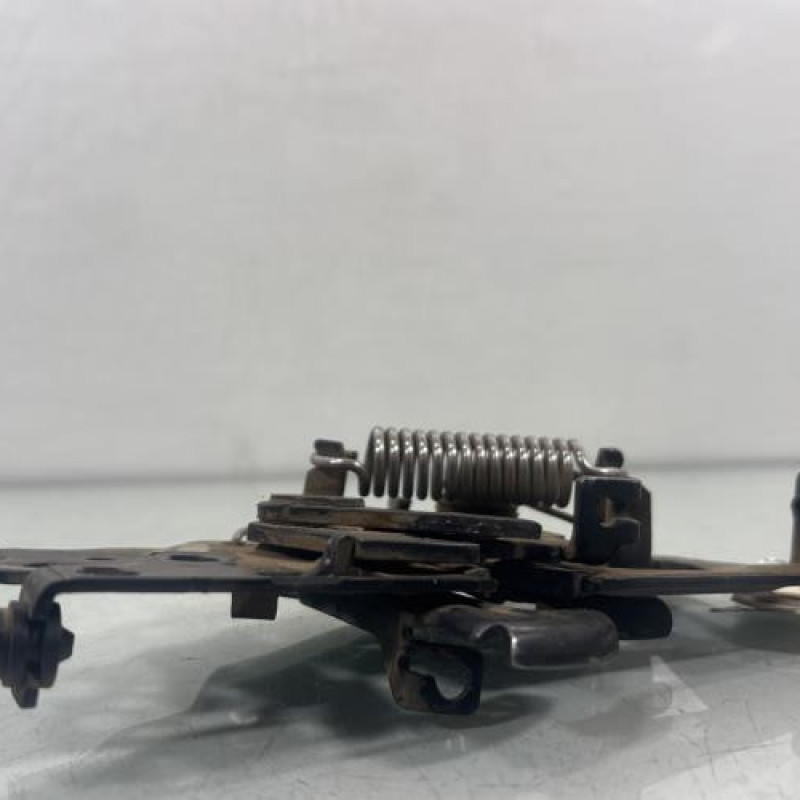 Fermeture de capot FORD TRANSIT 5 Photo n°4