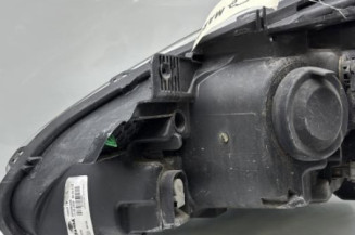 Optique avant principal droit (feux)(phare) RENAULT CLIO 3