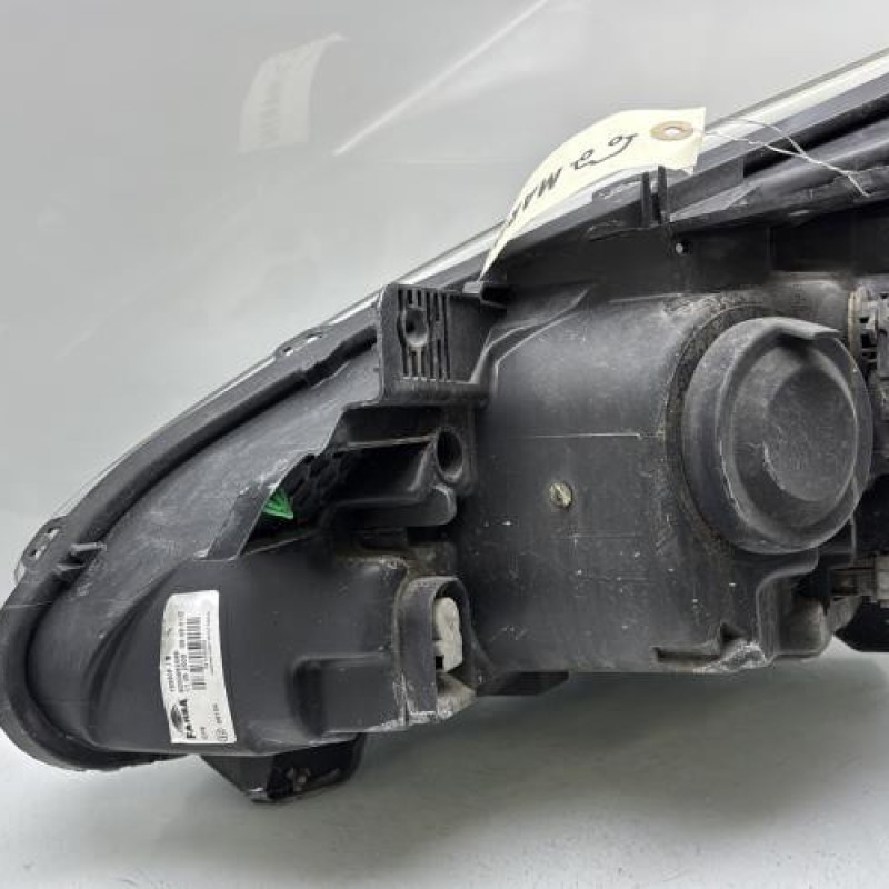 Optique avant principal droit (feux)(phare) RENAULT CLIO 3 Photo n°6