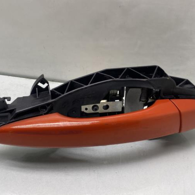 Poignee porte arriere droit OPEL CORSA F Photo n°1