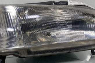 Optique avant principal droit (feux)(phare) PEUGEOT 106 Photo n°1