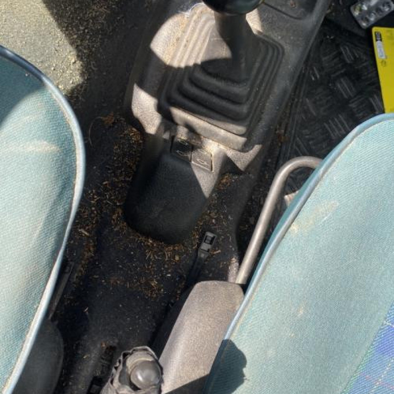 Optique avant principal droit (feux)(phare) PEUGEOT 106 Photo n°19